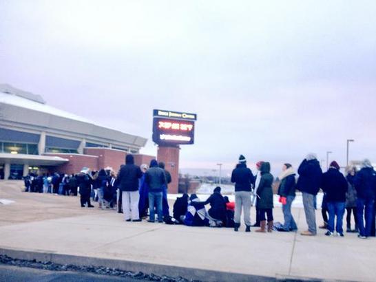 Penn State students in line for Pin Stripe bowl tickets